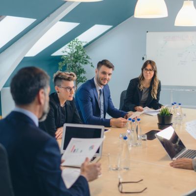 亿万先生换网址了吗——培训课程设计